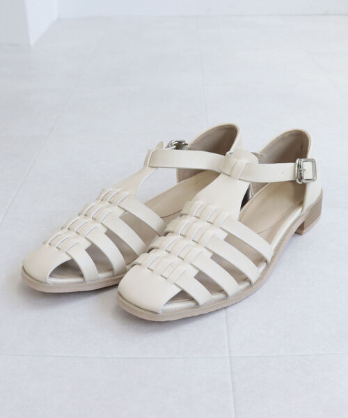 fredy emue(フレディエミュ)の「フラットスクエア グルカサンダル(サンダル・レディース・ブラック/オフホワイト・S/M/L)」の17枚目の写真