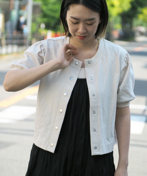 cepo(セポ)の「パフカットカーディガン(カーディガン/ボレロ・レディース・ブラック/オフホワイト/オレンジ/グリーン・M)」の5枚目の写真