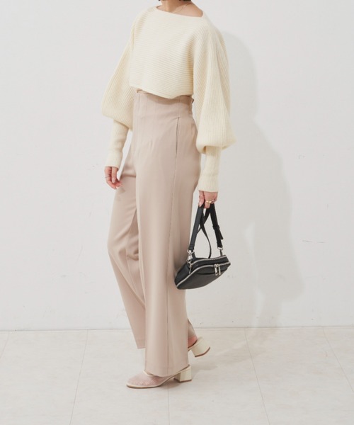 VANNIE U（ヴァニーユー）の「ハイウエストストレートパンツ（その他パンツ・レディース・ブラック/ベージュ/ピンク・FREE/S）」の4枚目の写真