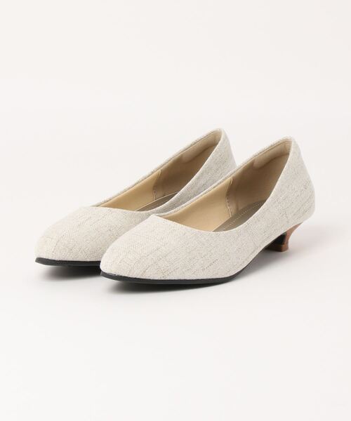 ALETTA(アレッタ)の「ALETTA-アレッタ- 究極のプレーンパンプス -ポインテッドトゥ 3cmヒール-(パンプス・レディース・モカ/ダークブラック/グレイッシュベージュ/グレー/ブラック/ライトグレー/ベージュ系その他/アッシュグレー/クリアブラック/ブルー系その他/ピンクベージュ/杢グレー/トップグレー/ブラック系/ナチュラル・23.5cm/24.5cm/24.0cm/23.0cm/25.0cm/22.0cm/25.5cm/22.5cm/26.0cm/21.5cm)」の22枚目の写真