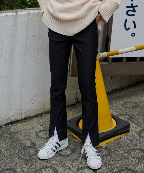 Auntie Rosa Holiday(アンティローザホリデー)の「ストレッチセンタースリットスラックス / サイズ展開あり(スラックス・レディース・ブラック/ピンク/グリーン・SMALL/MEDIUM)」の5枚目の写真