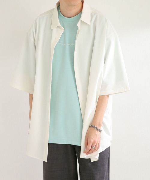 SENSE OF PLACE by URBAN RESEARCH（センスオブプレイスバイアーバンリサーチ）の「『セットアップ対応』 エクストラルーズシャツ(5分袖)（シャツ/ブラウス・メンズ・ホワイト/ブラック/ライトベージュ・MEDIUM/LARGE）」の2枚目の写真