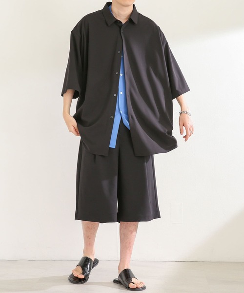 SENSE OF PLACE by URBAN RESEARCH（センスオブプレイスバイアーバンリサーチ）の「『セットアップ対応』 エクストラルーズシャツ(5分袖)（シャツ/ブラウス・メンズ・ホワイト/ブラック/ライトベージュ・MEDIUM/LARGE）」の11枚目の写真