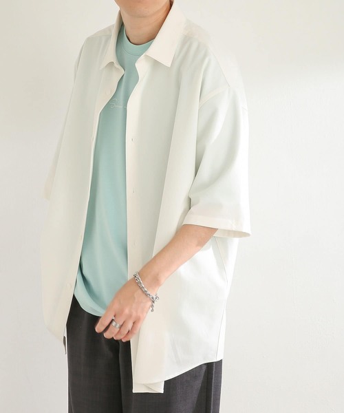 SENSE OF PLACE by URBAN RESEARCH（センスオブプレイスバイアーバンリサーチ）の「『セットアップ対応』 エクストラルーズシャツ(5分袖)（シャツ/ブラウス・メンズ・ホワイト/ブラック/ライトベージュ・MEDIUM/LARGE）」の21枚目の写真