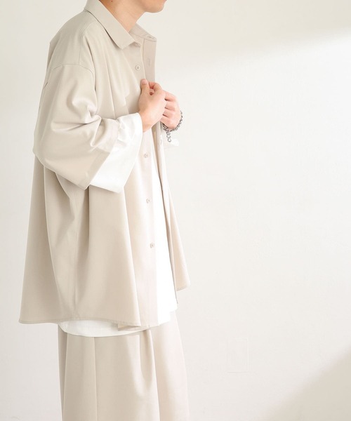 SENSE OF PLACE by URBAN RESEARCH（センスオブプレイスバイアーバンリサーチ）の「『セットアップ対応』 エクストラルーズシャツ(5分袖)（シャツ/ブラウス・メンズ・ホワイト/ブラック/ライトベージュ・MEDIUM/LARGE）」の9枚目の写真