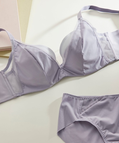 une nana cool（ウンナナクール）の「【脇高で背中スムージングブラジャー】さあ、わたし シンプル（ブラジャー・レディース・ライトベージュ/グレー/ブラック/ブルー/ライトブラウン/ワイン/ラベンダー/ピンクベージュ/エメラルドブルー/チャコールグレー/オリーブ/ネイビー/テラコッタ/ミント/ブルーグリーン/レッド・E65/F70/C65/F80/B70/D70/E80/C75/B75/E70/G80/D75/E75/B65/D80/C80/G70/C70/D65/G75/F75/F65）」の14枚目の写真