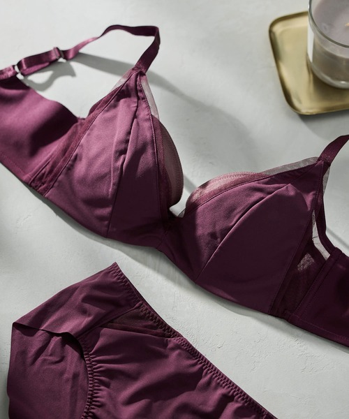 une nana cool（ウンナナクール）の「【脇高で背中スムージングブラジャー】さあ、わたし シンプル（ブラジャー・レディース・ライトベージュ/グレー/ブラック/ブルー/ライトブラウン/ワイン/ラベンダー/ピンクベージュ/エメラルドブルー/チャコールグレー/オリーブ/ネイビー/テラコッタ/ミント/ブルーグリーン/レッド・E65/F70/C65/F80/B70/D70/E80/C75/B75/E70/G80/D75/E75/B65/D80/C80/G70/C70/D65/G75/F75/F65）」の16枚目の写真