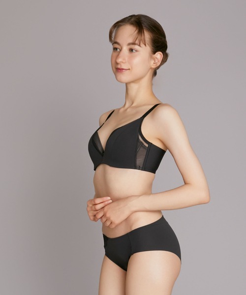ぶらのあページ さあ、わたし シンプル 脇高ブラジャー(ブラジャー)|une nana