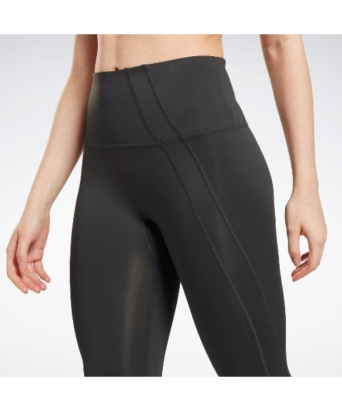 Reebok(リーボック)の「ワークアウト レディ ベクター レギンス / Workout Ready Vector Leggings(レギンス/スパッツ・レディース・ブルー/グリーン/ブラック・MEDIUM/X-SMALL/LARGE/SMALL/X-LARGE/J/XS/J/M/J/S/OT/J/L)」の16枚目の写真