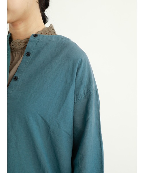 Samansa Mos2（サマンサ モスモス）の「バンドカラーチュニック（シャツ/ブラウス・レディース・チャコール/オレンジ/グリーン/オフホワイト/イエロー/パープル・ﾌﾘ-）」の20枚目の写真