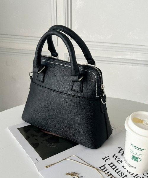 moment+（モーメントプラス）の「ショルダーステッチボストンハンドバッグ（ハンドバッグ・レディース・ブラック/アイボリー/ブラウン・FREE）」の4枚目の写真