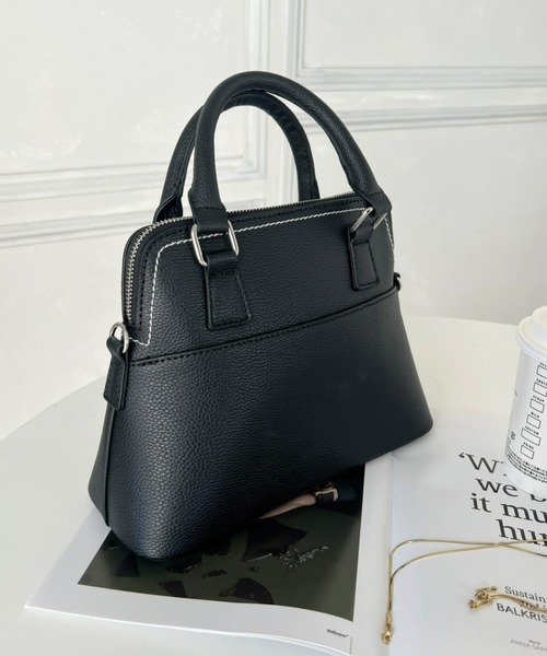 moment+（モーメントプラス）の「ショルダーステッチボストンハンドバッグ（ハンドバッグ・レディース・ブラック/アイボリー/ブラウン・FREE）」の6枚目の写真