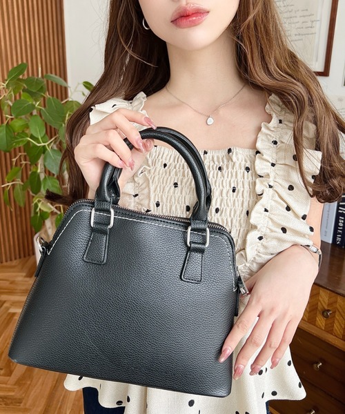 moment+（モーメントプラス）の「ショルダーステッチボストンハンドバッグ（ハンドバッグ・レディース・ブラック/アイボリー/ブラウン・FREE）」の17枚目の写真