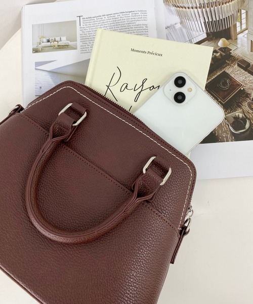 moment+（モーメントプラス）の「ショルダーステッチボストンハンドバッグ（ハンドバッグ・レディース・ブラック/アイボリー/ブラウン・FREE）」の10枚目の写真