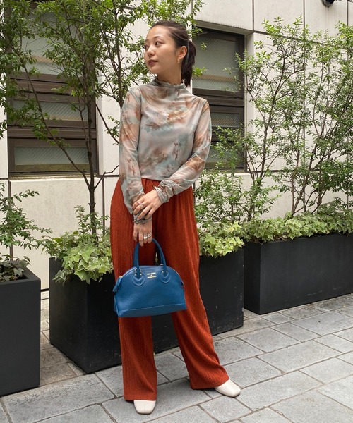 PUBLUX（パブリュクス）の「PUBLUX/パブリュクス ヴィンテージ水彩アート柄シアートップス（Tシャツ/カットソー・レディース・グレイッシュベージュ/レンガ・ﾌﾘ-）」の21枚目の写真