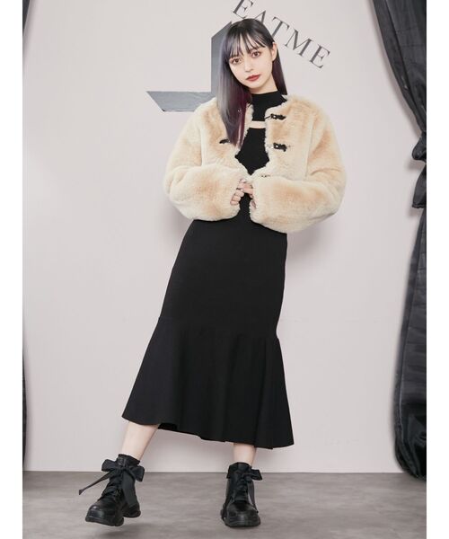 EATME(イートミー)の「フェイクファーショートコート(その他アウター・レディース・ブラック/ベージュ/アイボリー・FREE)」の16枚目の写真