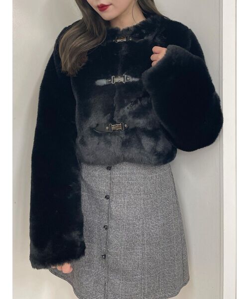 EATME(イートミー)の「フェイクファーショートコート(その他アウター・レディース・ブラック/ベージュ/アイボリー・FREE)」の20枚目の写真