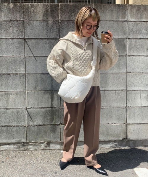DONOBAN(ドノバン)の「キルティングショルダーバッグ(ショルダーバッグ・レディース・ホワイト/ブラック・ONESIZE)」の22枚目の写真
