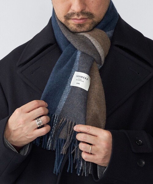 SHIPS（シップス）の「SHIPS: カシミヤ ダブルフェイス パネル マフラー（マフラー・メンズ・ブラック/ネイビー/オレンジ/ブルー/グリーン・ONE SIZE）」の15枚目の写真