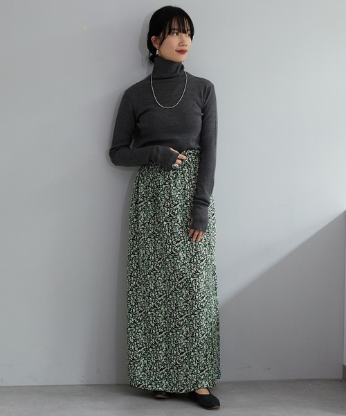 SHENERY（シーナリー）の「ギャザータイトプリントスカート（スカート・レディース・ブラック/グリーン・36/38）」の18枚目の写真