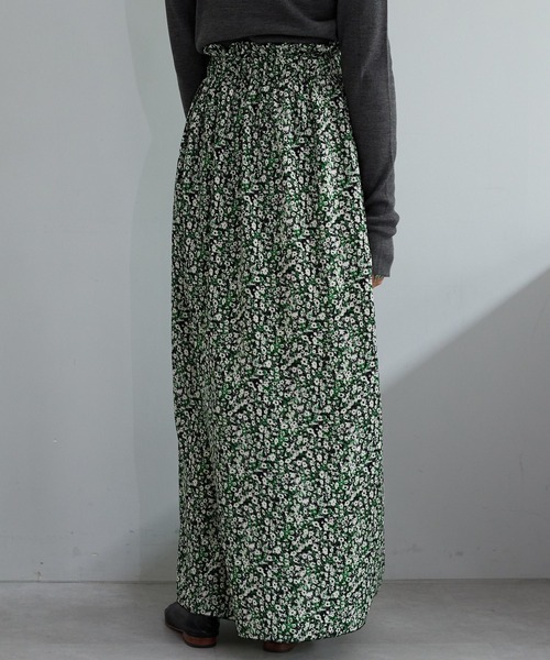 SHENERY（シーナリー）の「ギャザータイトプリントスカート（スカート・レディース・ブラック/グリーン・36/38）」の7枚目の写真