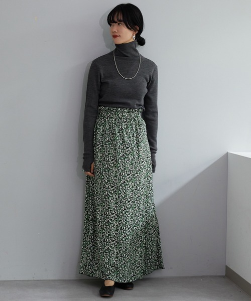 SHENERY（シーナリー）の「ギャザータイトプリントスカート（スカート・レディース・ブラック/グリーン・36/38）」の15枚目の写真