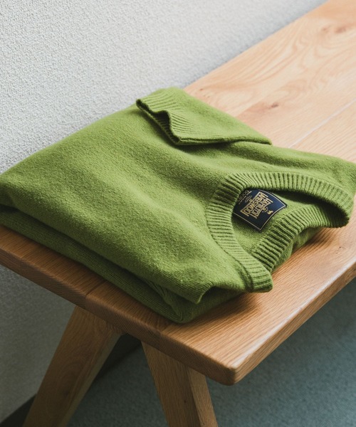 URBAN RESEARCH DOORS（アーバンリサーチドアーズ）の「ハミルトンウールクルーネックニット（ニット/セーター・メンズ・チャコールグレー/ネイビー/アイボリー/グリーン系その他/ブルー系その他・MEDIUM/LARGE/X-LARGE）」の4枚目の写真