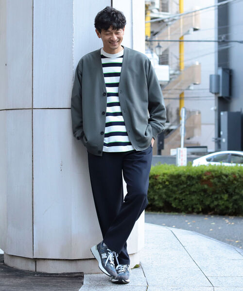 B:MING by BEAMS（ビーミングバイビームス）の「B:MING by BEAMS / ダブルフェイス 梨地 Vカーディガン(セットアップ対応)（カーディガン/ボレロ・メンズ・ネイビー/ブラウン系その他2/チャコールグレー・SMALL/MEDIUM/LARGE/X-LARGE）」の4枚目の写真