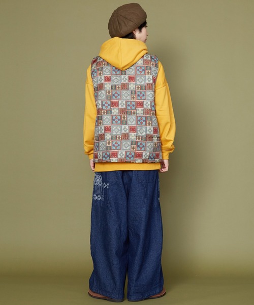 チャイハネ（チャイハネ）の「【チャイハネ】Amina×grn テリータMEN'Sベスト（ダウンベスト・メンズ・ベージュ/グレー/ブルー・FREE）」の5枚目の写真