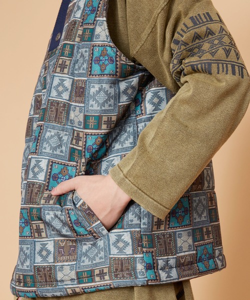 チャイハネ（チャイハネ）の「【チャイハネ】Amina×grn テリータMEN'Sベスト（ダウンベスト・メンズ・ベージュ/グレー/ブルー・FREE）」の15枚目の写真