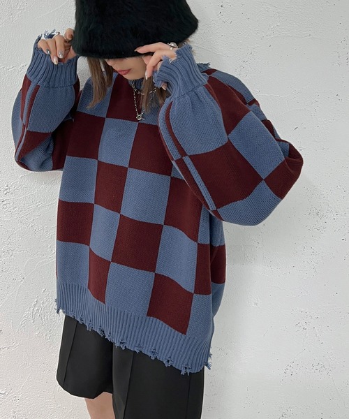 apres jour mignon(アプレジュールミニョン)の「チェッカー柄ダメージニット【ZOZOTOWN限定アイテム】(ニット/セーター・レディース・ブラック/パープル/ブルー・X-LARGE/フリー)」の2枚目の写真