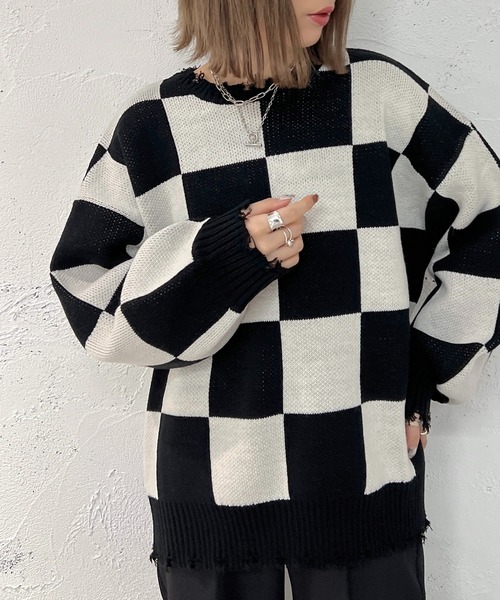 apres jour mignon(アプレジュールミニョン)の「チェッカー柄ダメージニット【ZOZOTOWN限定アイテム】(ニット/セーター・レディース・ブラック/パープル/ブルー・X-LARGE/フリー)」の7枚目の写真