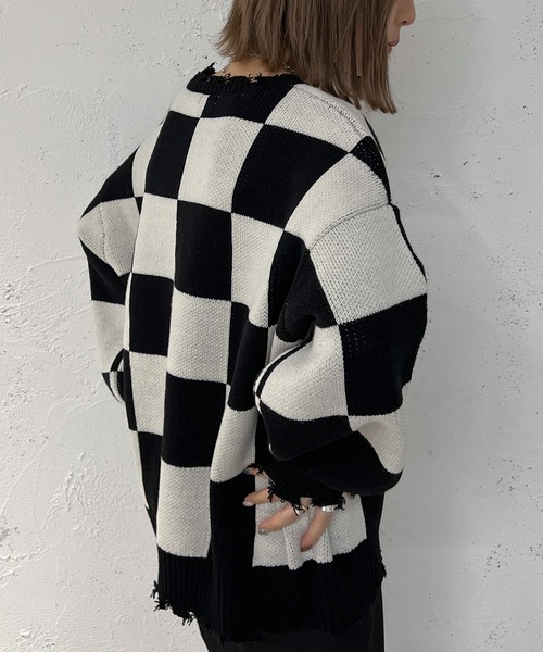 apres jour mignon(アプレジュールミニョン)の「チェッカー柄ダメージニット【ZOZOTOWN限定アイテム】(ニット/セーター・レディース・ブラック/パープル/ブルー・X-LARGE/フリー)」の15枚目の写真