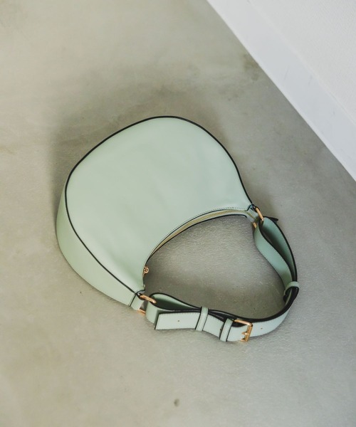 Andemiu（アンデミュウ）の「ハーフムーンショルダーＢＡＧ185448（ショルダーバッグ・レディース・イエロー系その他/グリーン系その他/ネイビー・FREE）」の2枚目の写真