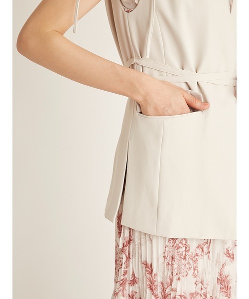 SNIDEL（スナイデル）の「Sustainableドロストデザインジレ（ベスト・レディース・ブラック/オフホワイト・FREE）」の7枚目の写真