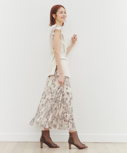 SNIDEL（スナイデル）の「Sustainableドロストデザインジレ（ベスト・レディース・ブラック/オフホワイト・FREE）」の14枚目の写真