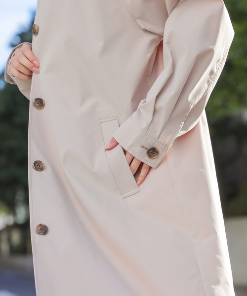 Honeys(ハニーズ)の「撥水加工ステンコート(ステンカラーコート・レディース・グレイッシュベージュ/ベージュ/ピンク・S/M/L/LL)」の21枚目の写真