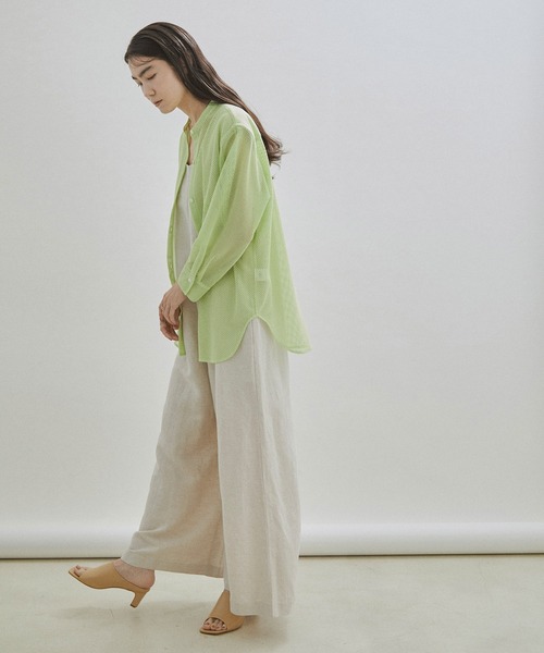 SALON adam et rope'(サロン アダム エ ロペ)の「【WEB限定】メッシュバンドカラーシアーシャツ(シャツ/ブラウス・レディース・ブラック/オフホワイト/ミント・FREE)」の9枚目の写真