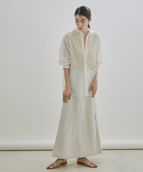 SALON adam et rope'(サロン アダム エ ロペ)の「【WEB限定】メッシュバンドカラーシアーシャツ(シャツ/ブラウス・レディース・ブラック/オフホワイト/ミント・FREE)」の11枚目の写真