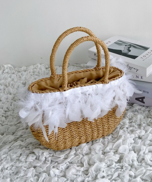 Loueme（ルエム）の「【23S/S】フェザーバスケットバッグ（かごバッグ・レディース・ブラウン/アイボリー・FREE）」の4枚目の写真