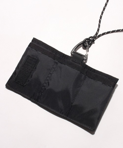 WILD THINGS（ワイルドシングス）の「【WILD THINGS/ワイルドシングス】ナイロン ネック ウォレット（財布・メンズ・ブラック/ベージュ/オリーブ・FREE）」の4枚目の写真