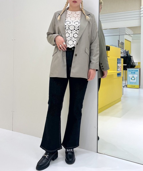 FOREVER 21（フォーエバー トゥエンティーワン）の「【FEMININE】カットレースプルオーバー（その他トップス・レディース・ブラック/ホワイト・FREE）」の11枚目の写真