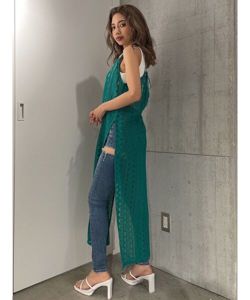 GYDA（ジェイダ）の「レーススリットロングキャミブラウス（ワンピース・レディース・オフホワイト/グリーン・FREE）」の4枚目の写真