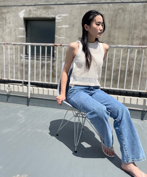 ISOOK(アイスー)の「【ZOZO限定】Sleeveless mesh knit / スリーブレスメッシュニット(タンクトップ・レディース・アイボリー・FREE)」の5枚目の写真