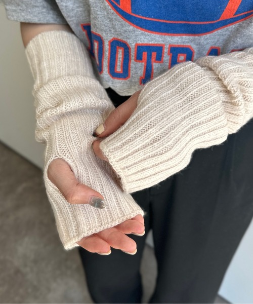 CPCM(シーピーシーエム)の「MIX糸アームウォーマー(アームカバー・レディース・ライトベージュ/チャコールグレー/ピンク・FREE)」の13枚目の写真
