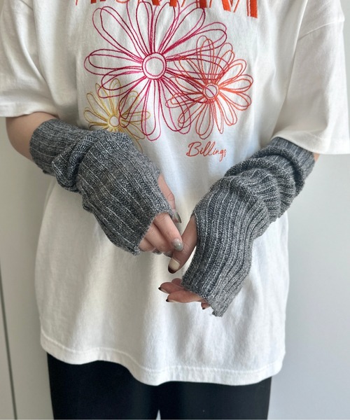 CPCM(シーピーシーエム)の「MIX糸アームウォーマー(アームカバー・レディース・ライトベージュ/チャコールグレー/ピンク・FREE)」の8枚目の写真