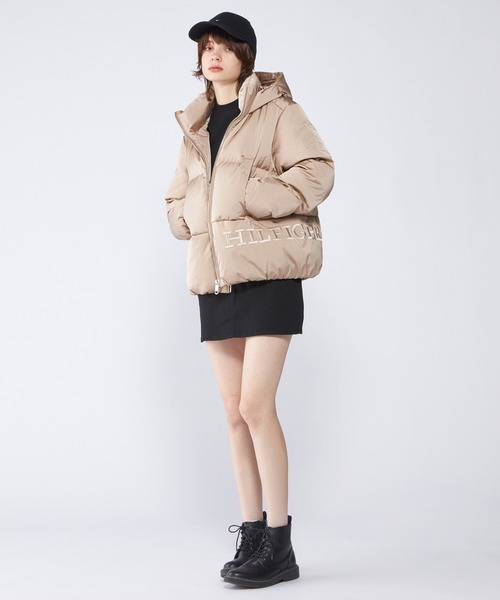 TOMMY HILFIGER（トミーヒルフィガー）の「サテンダウンジャケット