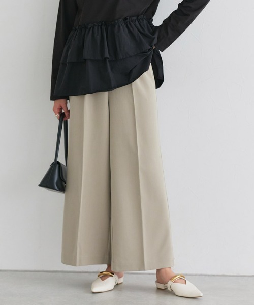 Pierrot（ピエロ）の「高見えワイドパンツ（その他パンツ・レディース・アイボリー/ダークネイビー/グレー系その他/グレイッシュベージュ/ピンク系その他/ブラック/グリーン系その他/ベージュ/ブラウン系その他/グレー系その他2/イエロー系その他/ベージュ系その他/モカ/ライトベージュ・TM/S/TLL/M/LL/PM/L/PS/PL/TL）」の8枚目の写真
