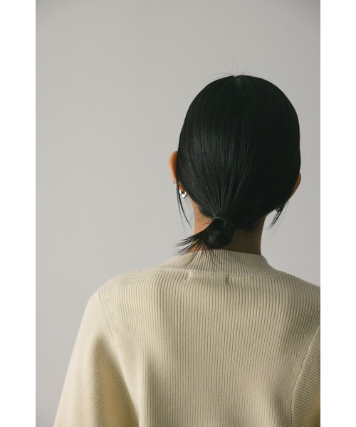 STYLEMIXER（スタイルミキサー）の「ボリュームスリーブルーズニット（ニット/セーター・レディース・ネイビー/ブラック/オレンジ/アイボリー・FREE）」の13枚目の写真