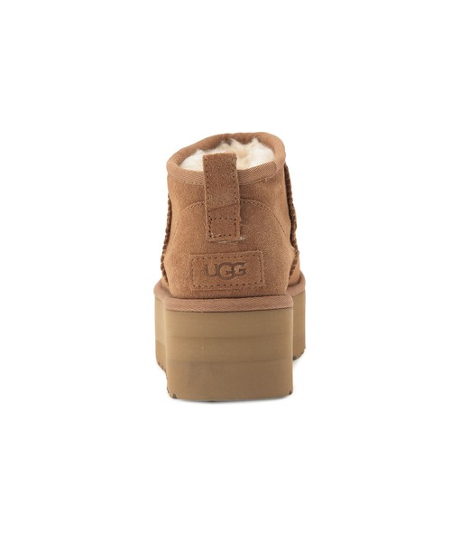 SALON adam et rope'（サロン アダム エ ロペ）の「【UGG（アグ）】クラシックウルトラミニプラットフォーム（ブーツ・レディース・ブラック/キャメル・22cm/23.0cm/24.0cm/25.0cm）」の9枚目の写真